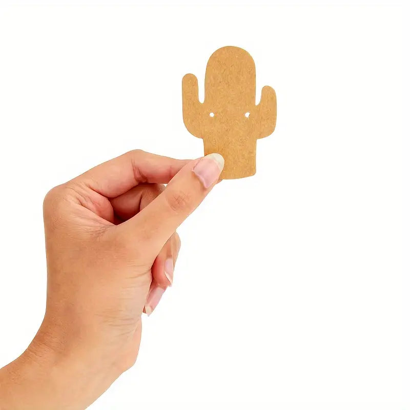 Pack de 100 Tarjetas para Aretes – Diseño de Cactus en Papel Kraft